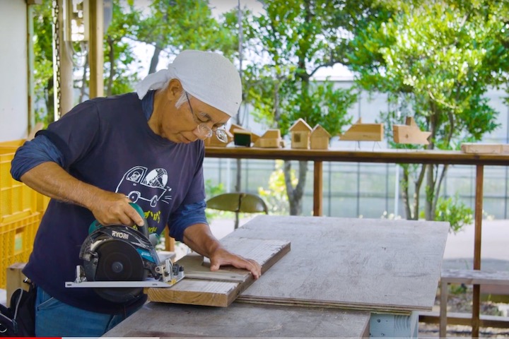 沖縄の木工職人の気づきと挑戦。 木工を通じて沖縄の木や自然の循環を伝えたい。《工房地球のかけら》
