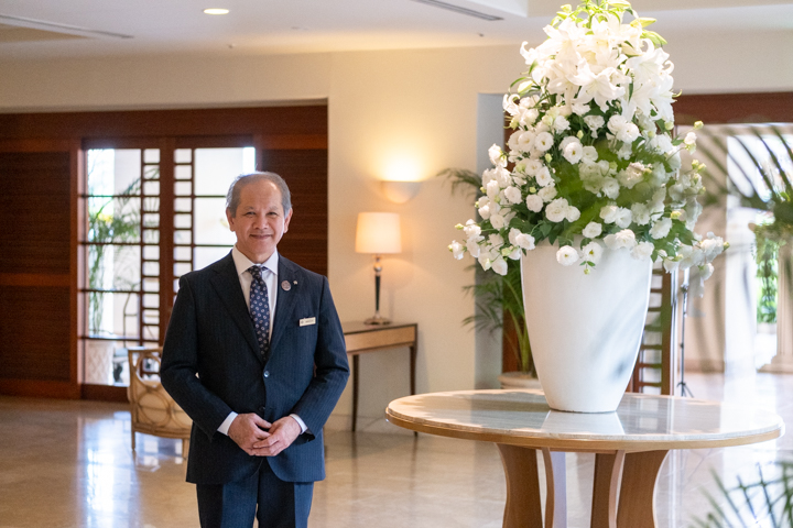 ナハテラスの仲里支配人