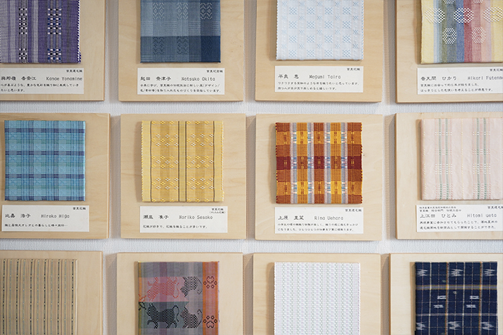 首里織のパネル展示