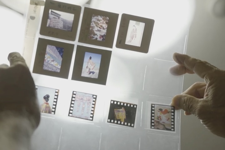 アナログの一眼レフで撮影したポジフィルムは垂見さんの宝物