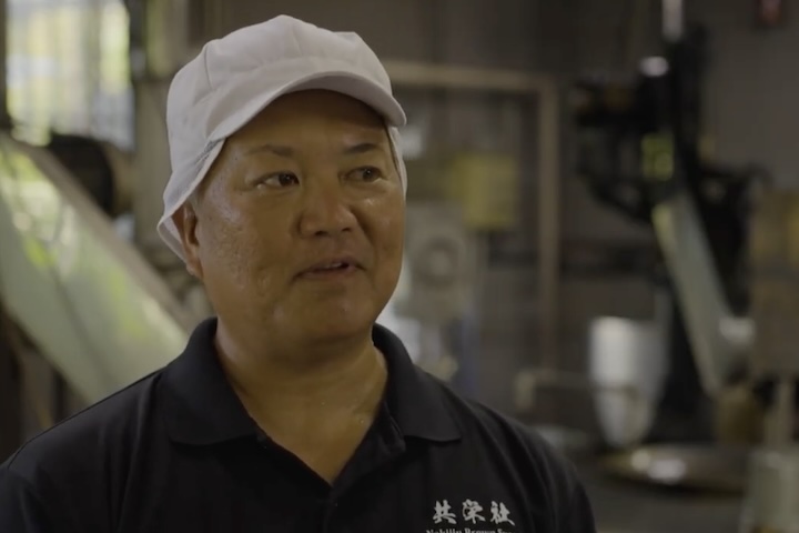 共栄社の代表を務める與那勝治さん