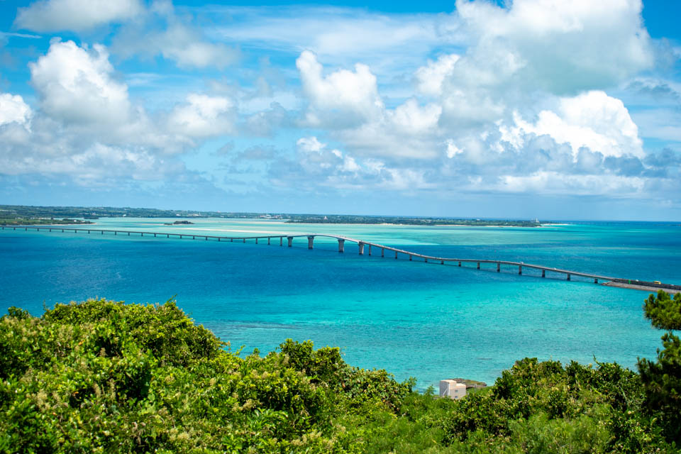 伊良部島 牧山展望台から見る伊良部大橋