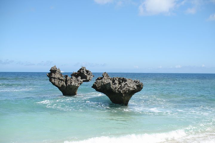 古宇利島の「ティーヌ浜」のハートロック