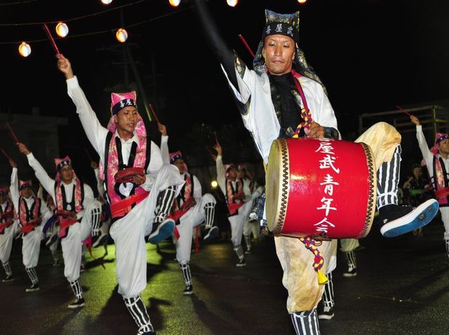 沖縄の伝統芸能エイサーを体感！「喜屋武エイサー盆踊りの夕べ」に行ってきた♪