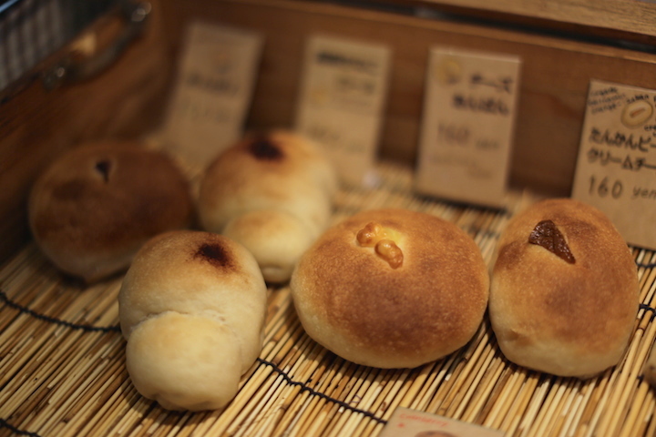 「麦焼屋」のパン