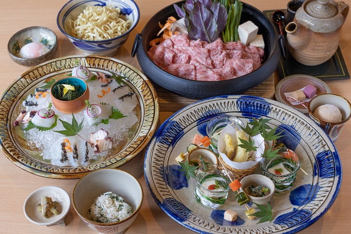 ホテル日航アリビラの日本料理・琉球料理「佐和」での料理